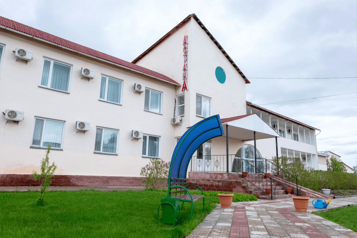 wheretostay_burabay_guesthouse_astana_fasad[1]